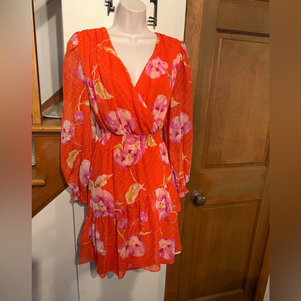 NWT DKNY floral Vneck ruffles mini dress . Orange floral size 8